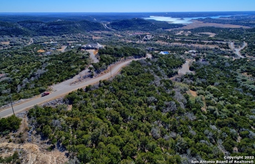 Lot 27 Private Road 1717, Mico