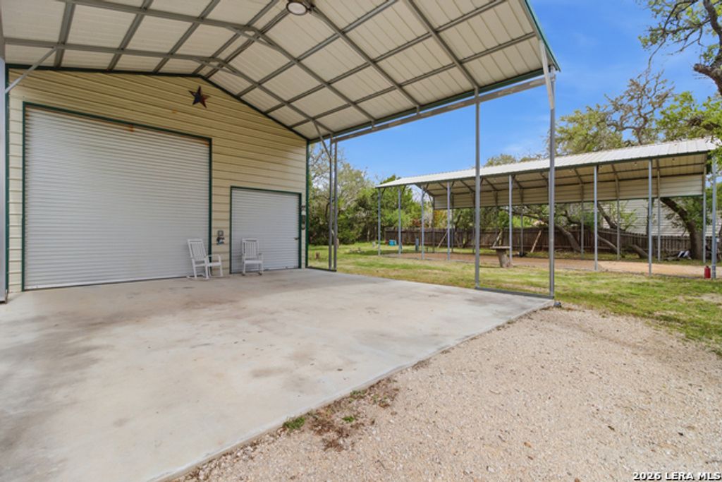 390 Pr 1507, Bandera