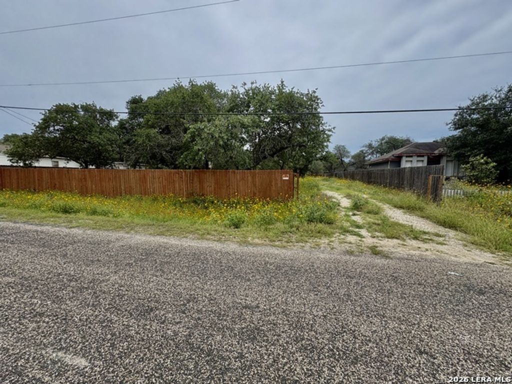 22847 Black Cherry, Elmendorf