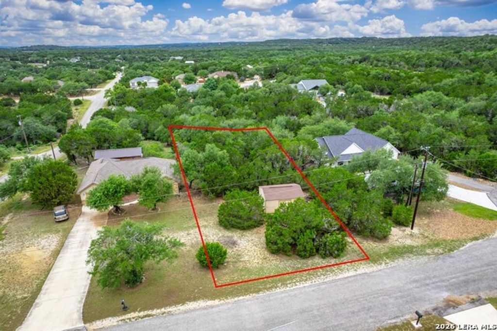 125 Garrett Way, Canyon Lake