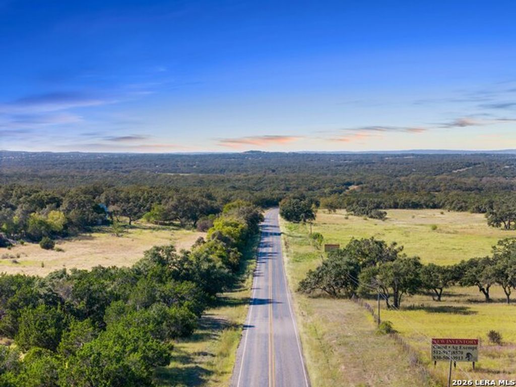 618 Windmill Ridge Dr, Blanco