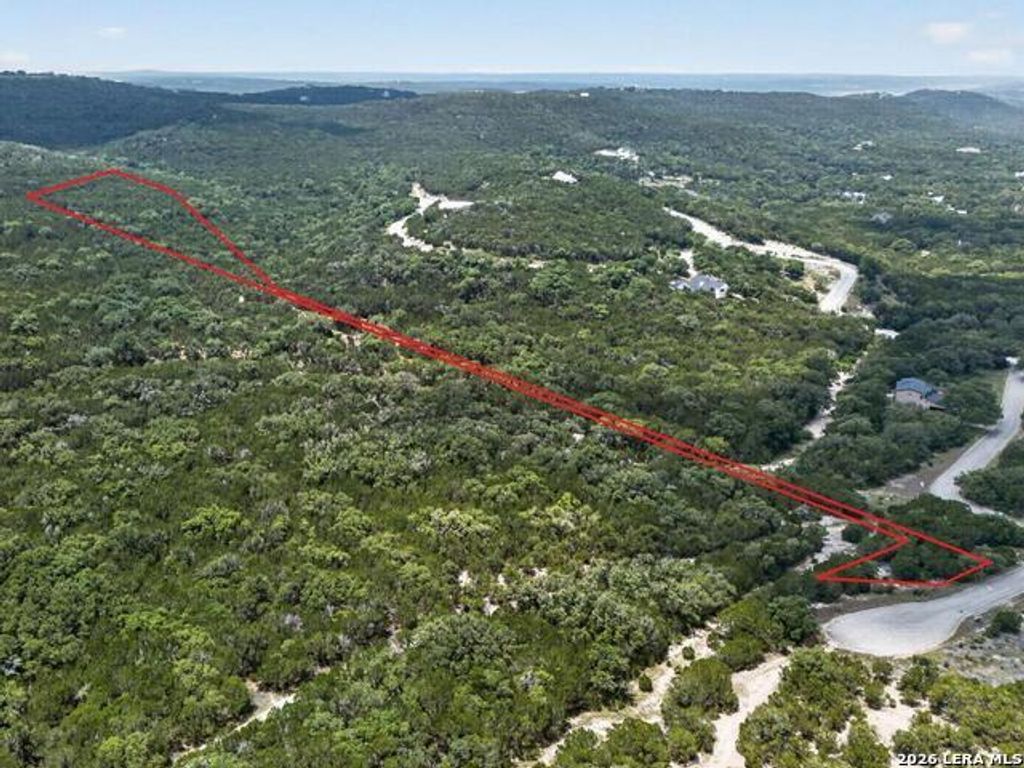 385 Private Road 1712, Mico