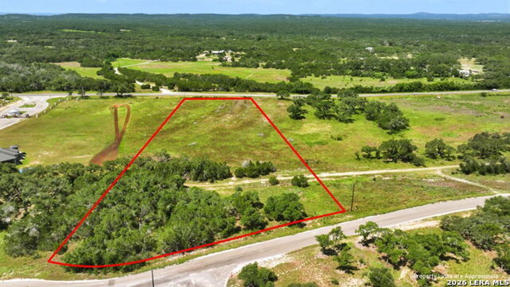 690 Windmill Ridge, Blanco