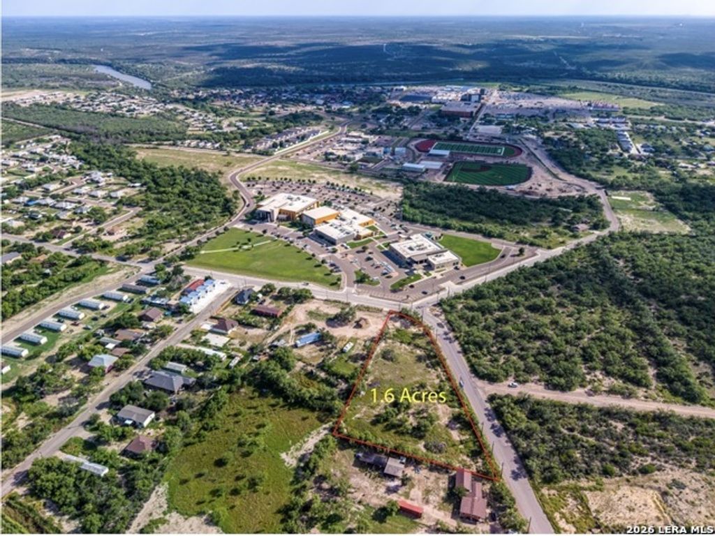 2147 Rosita Valley Road, Eagle Pass