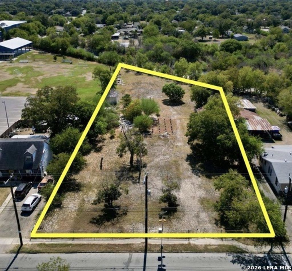 158 W Harding Boulevard, San Antonio