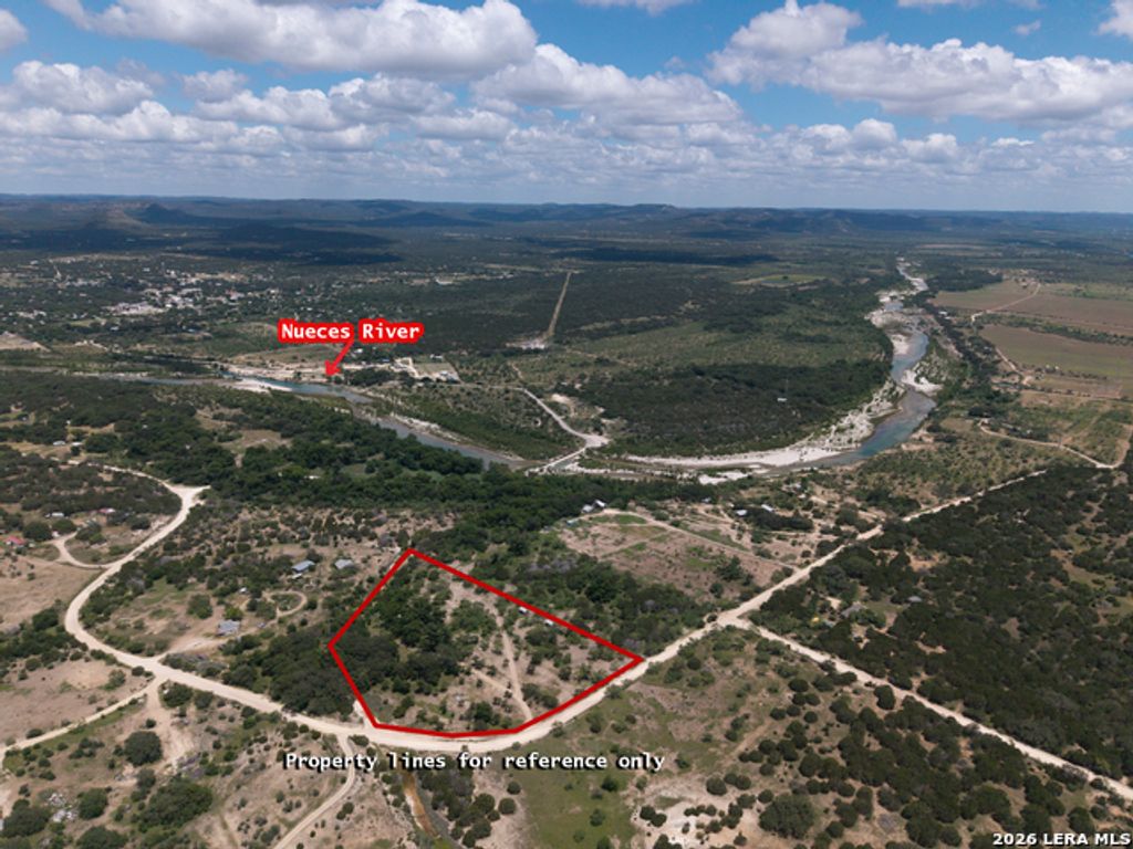 00 Cr 393, Camp Wood