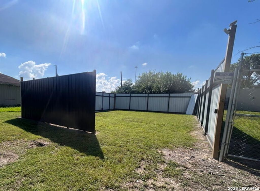 2846 Liberty Rd, Houston
