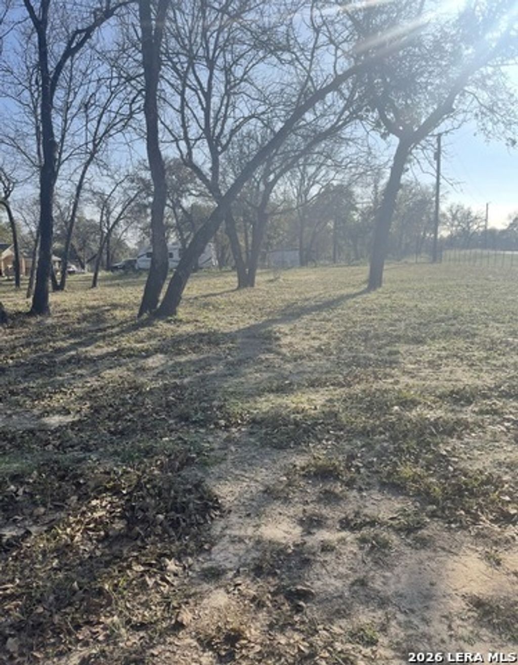1075 Clear Lake Loop, Poteet