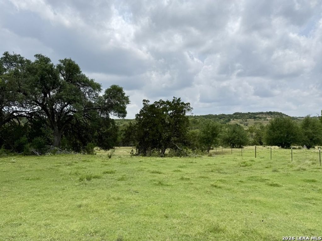 2371 #b Rr 165, Dripping Springs