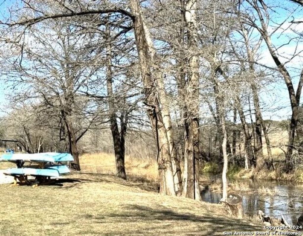4300 State Highway 16 #84, Bandera