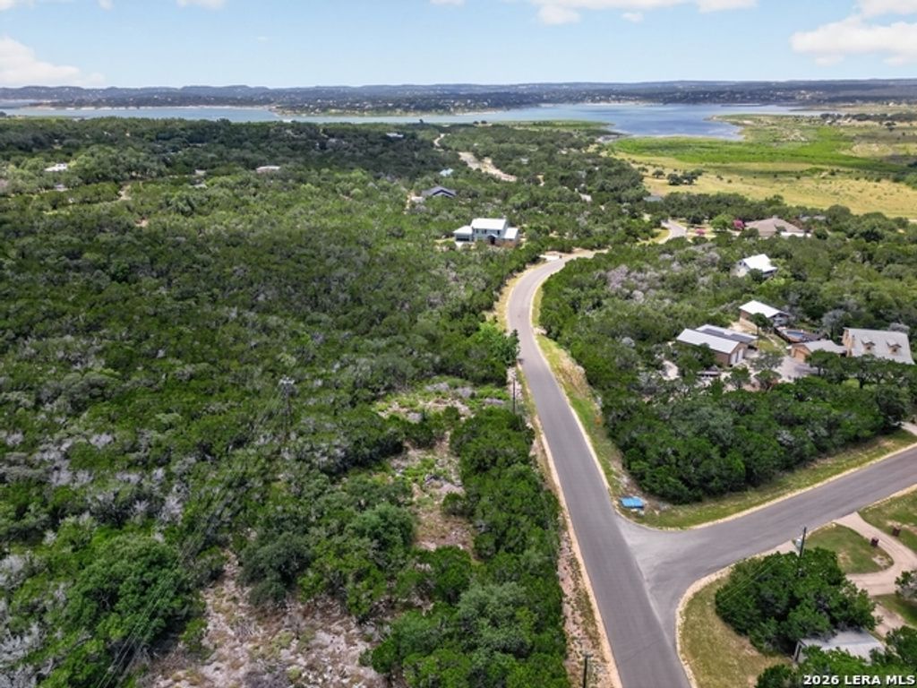 1266 Bellewood Ln, Canyon Lake