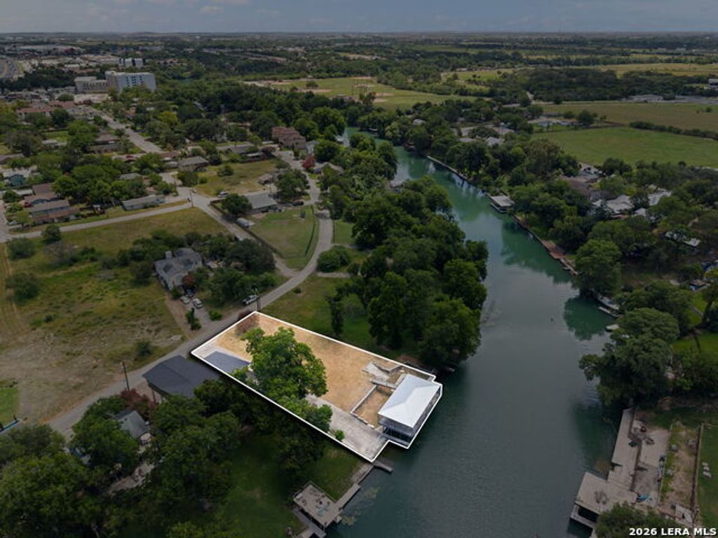 240 Rio Drive, New Braunfels