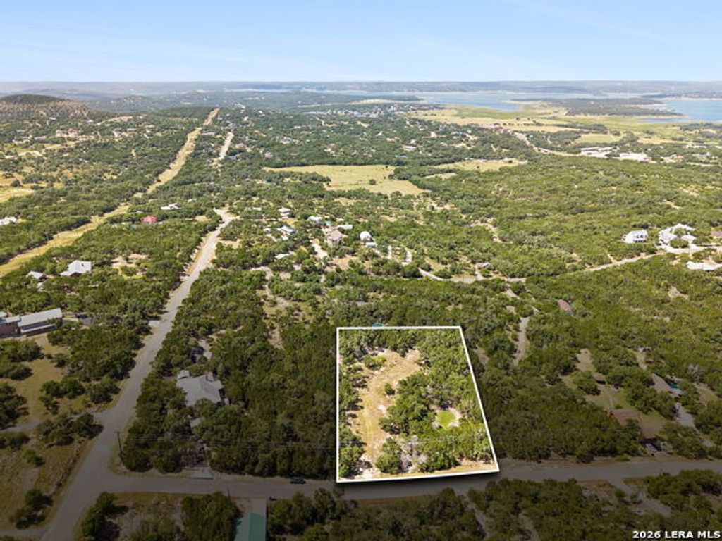 1043 Summit Blf, Canyon Lake