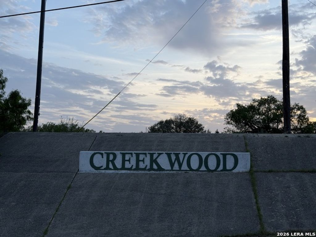 459 County Road, Hondo