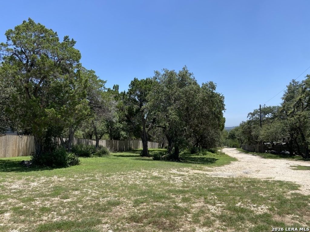 1175 Oblate Dr, Canyon Lake
