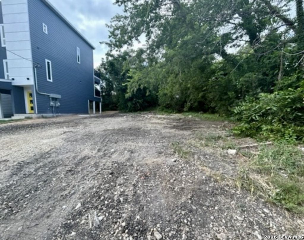123 Paul St, San Antonio