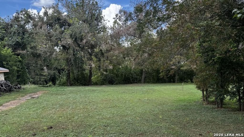 380 Guadalupe River Drive, Seguin