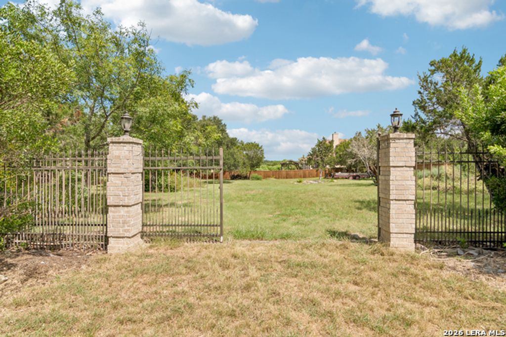 26508 Harmony Hls, San Antonio