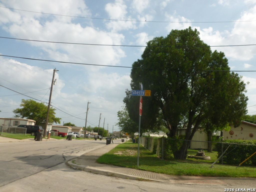 5130 Sherry St, San Antonio