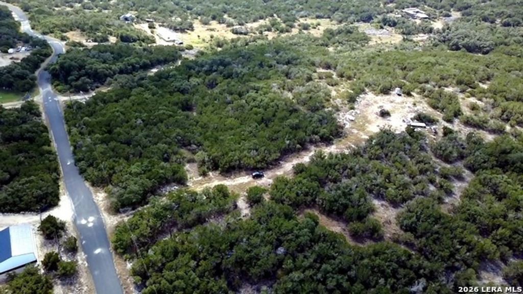 753 County Road 242, Hondo