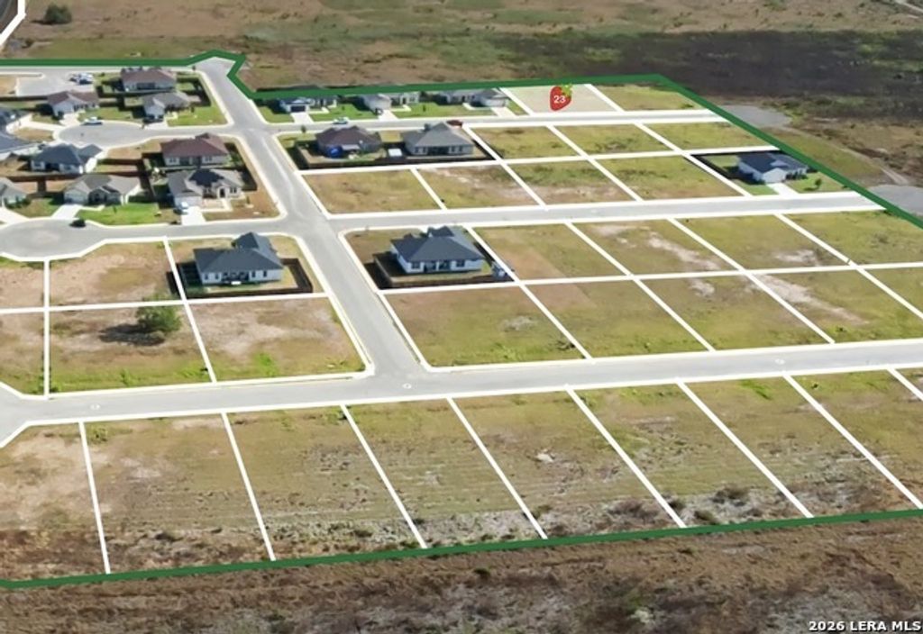125 Growers Ave, Poteet
