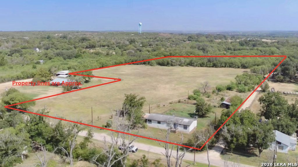 605 W County Road 678, Natalia