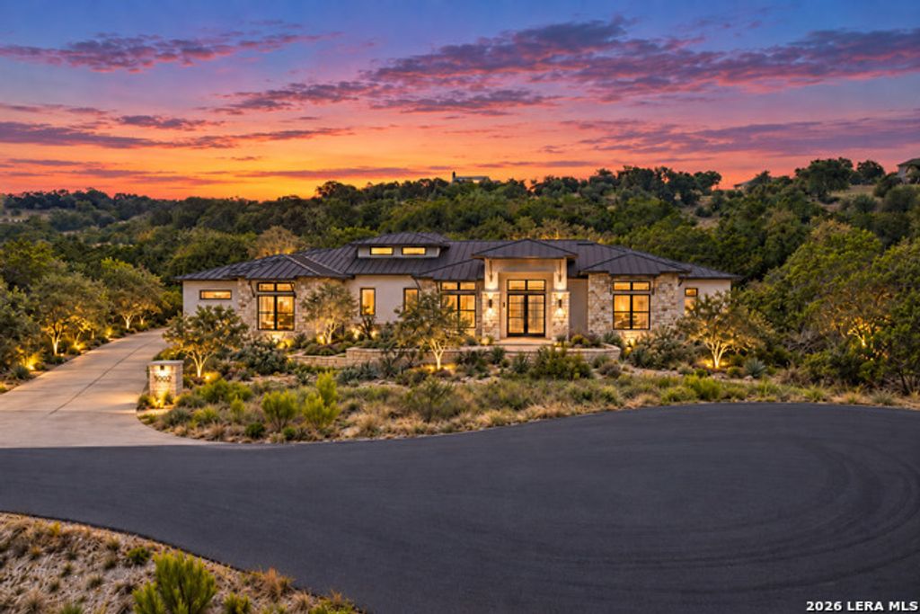 1648 Noble Trl, Canyon Lake