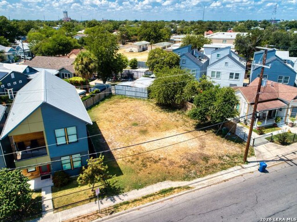 421 Labor Street, San Antonio