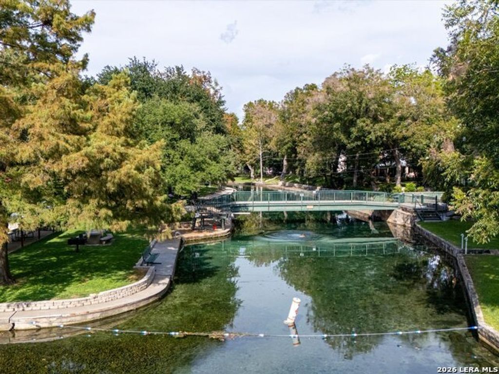 1070 Hayselton, New Braunfels