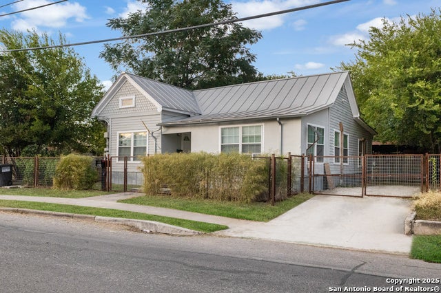 1710 S Presa St, San Antonio