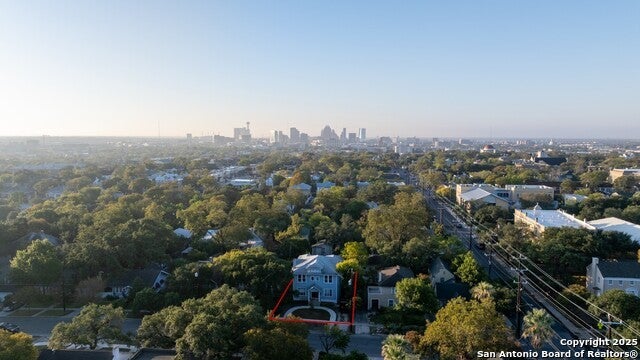 124 W Mulberry Ave, San Antonio