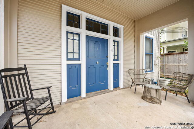 124 W Mistletoe Ave, San Antonio