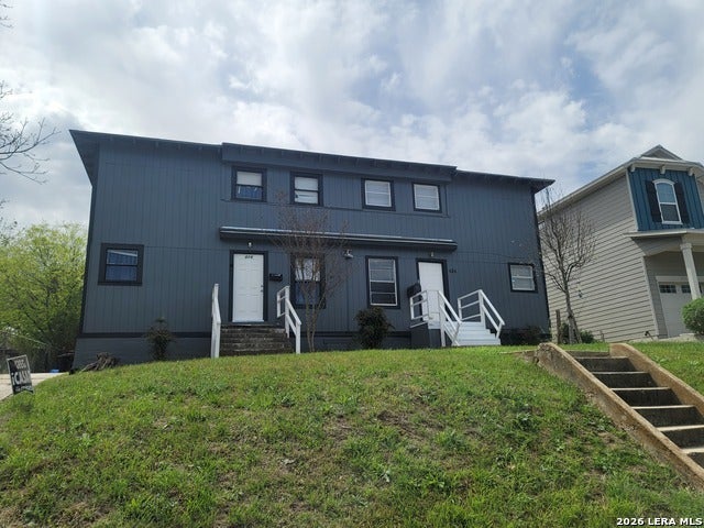 424 Natalen, San Antonio