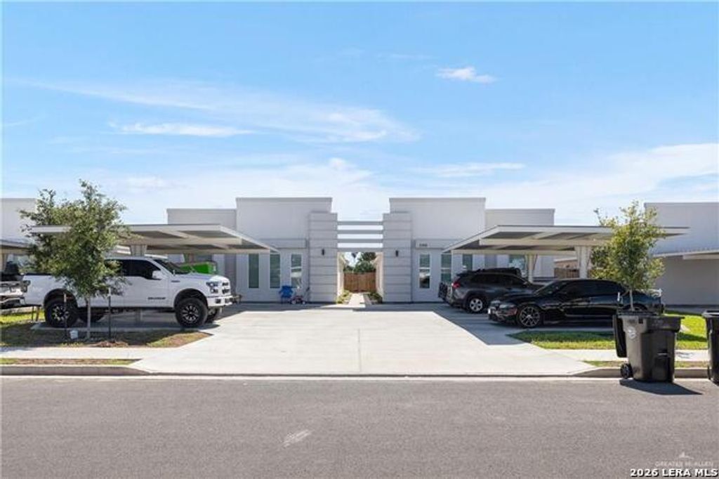 2705 Sage Dr, Weslaco