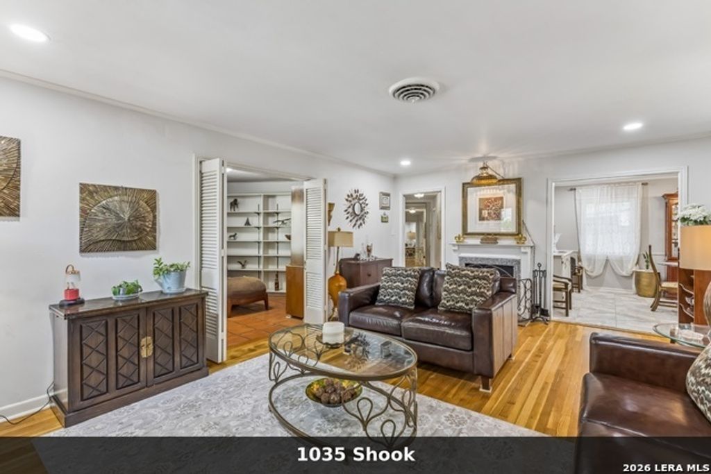 1035 Shook Ave, San Antonio