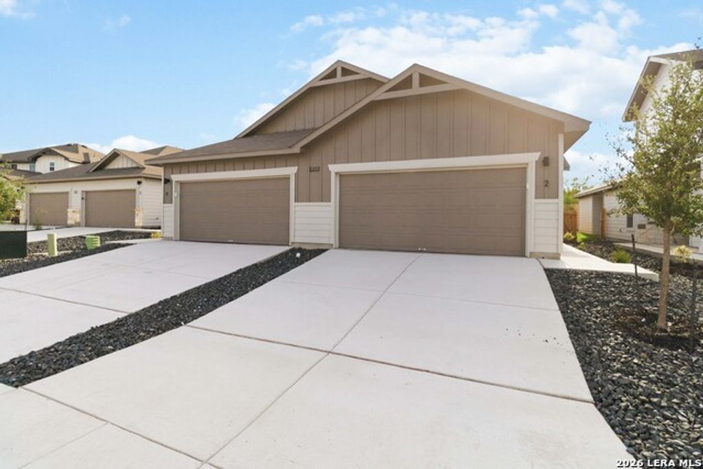 5111 Cindy Branch, San Antonio
