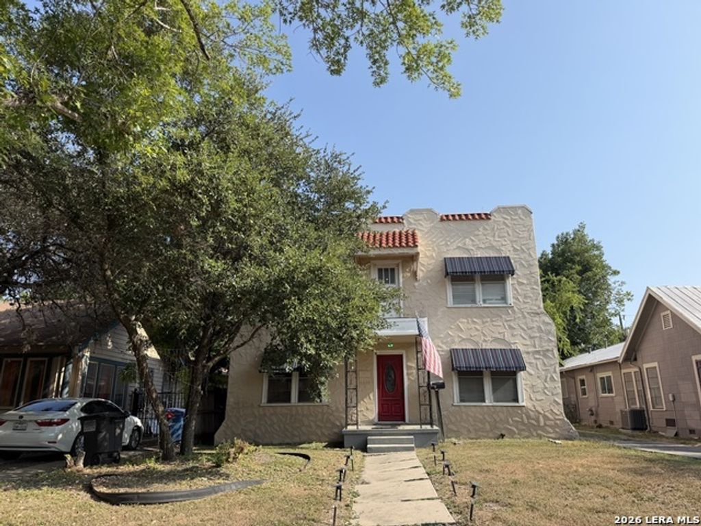 2047 W Summit Ave, San Antonio