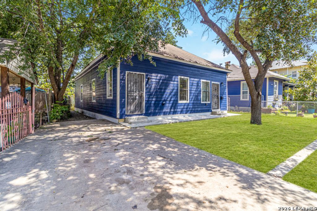 127 Dimmit St, San Antonio
