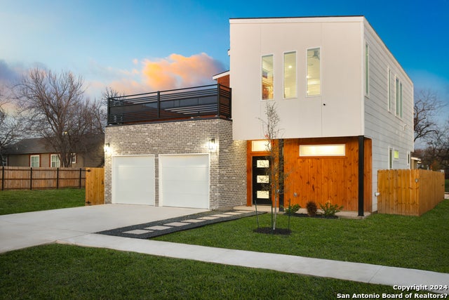 120 Pierce Ave, San Antonio