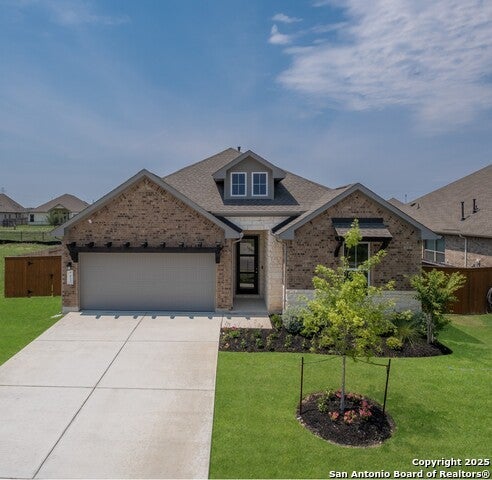 453 Foxtail Valley, Cibolo