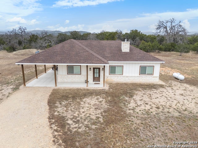 175 Pine Tree Rd, Medina