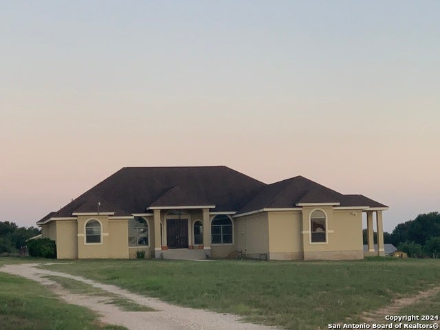 338 Tower Rd, San Antonio