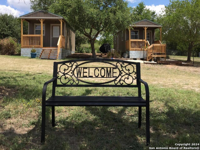 260 Misty Ln, Bandera