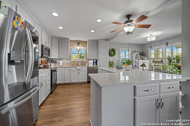 Homes for Sale on Lake McQueeney in McQueeney, TX