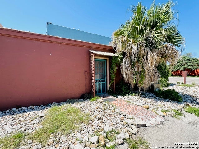 115 Avenida Juarez, Brackettville