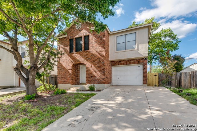 5007 Taylor Kenton, San Antonio