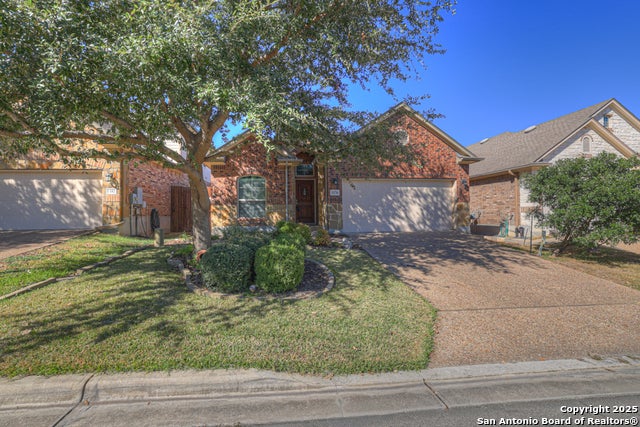 1176 Legacy Drive, New Braunfels