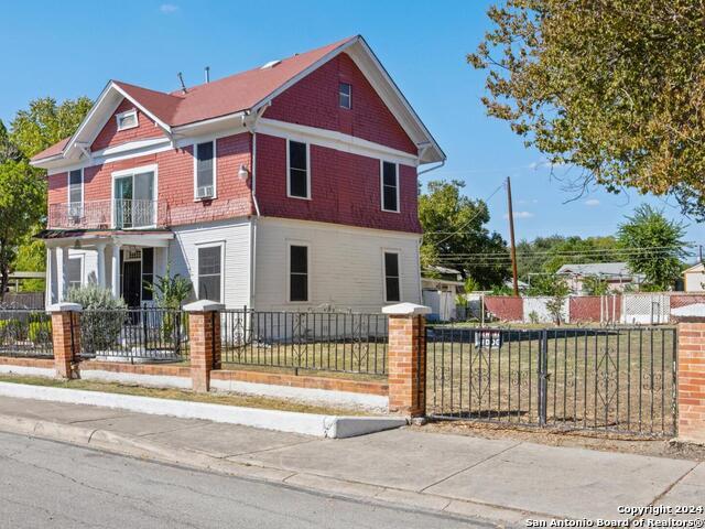 1315 Alametos, San Antonio