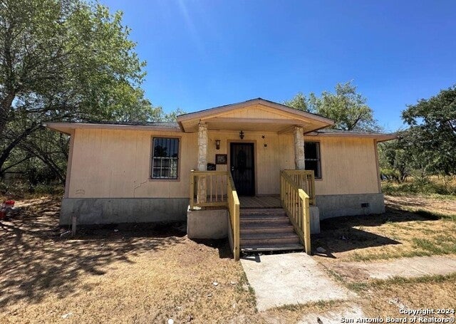 10765 State Highway 16, Poteet