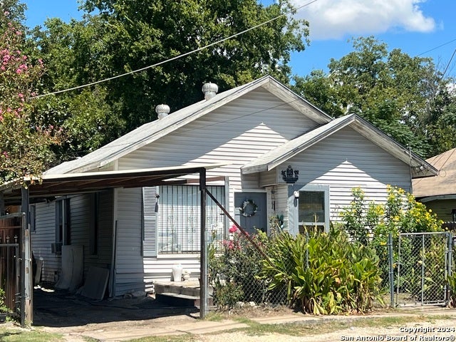 615 Carolina St., San Antonio